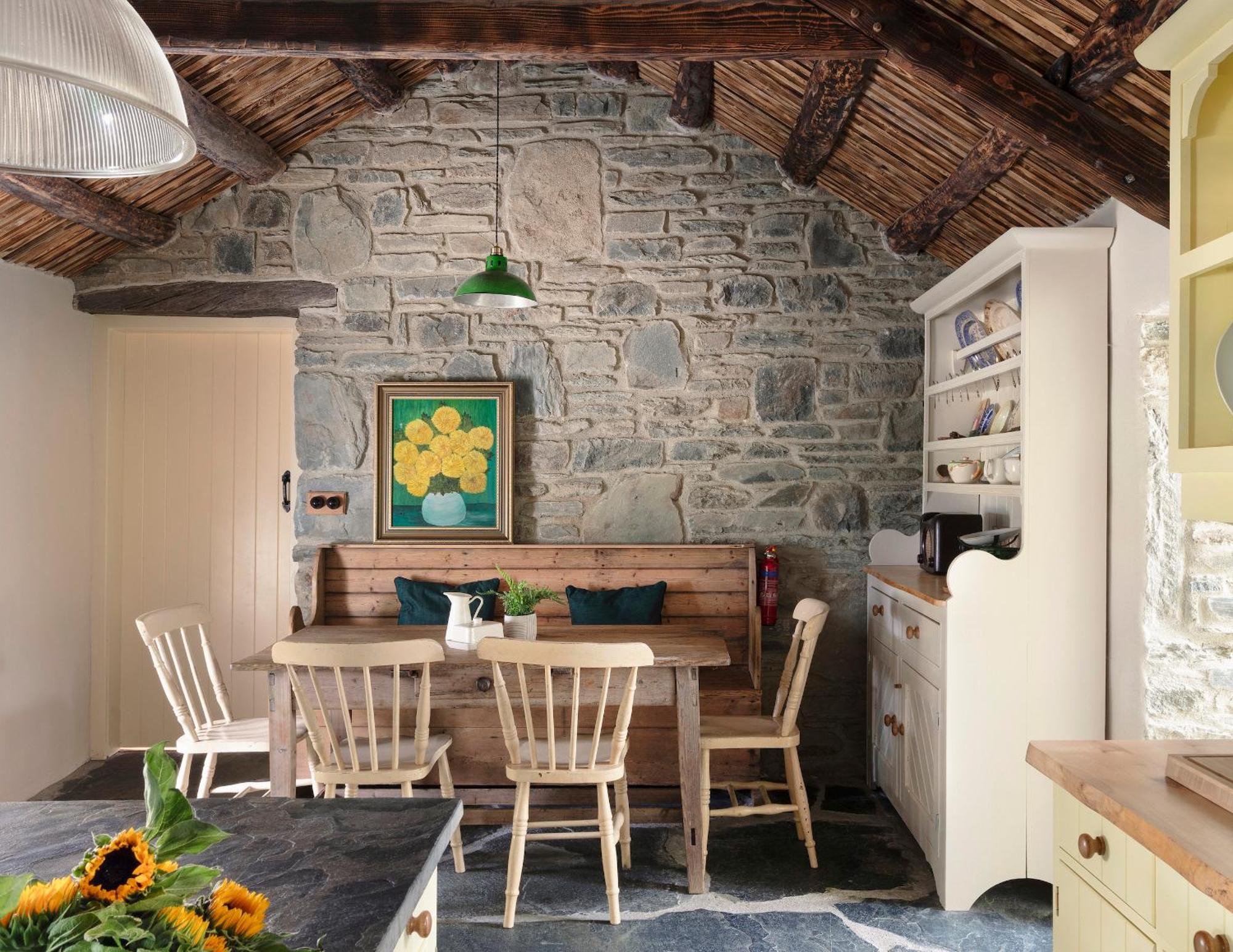 Secluded Thatched Cottage, Near Beaches & Hill Walking Rashenny Bagian luar foto